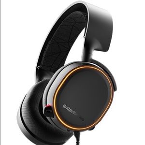 SteelSeries Arctis 5 RGB Gaming Headset